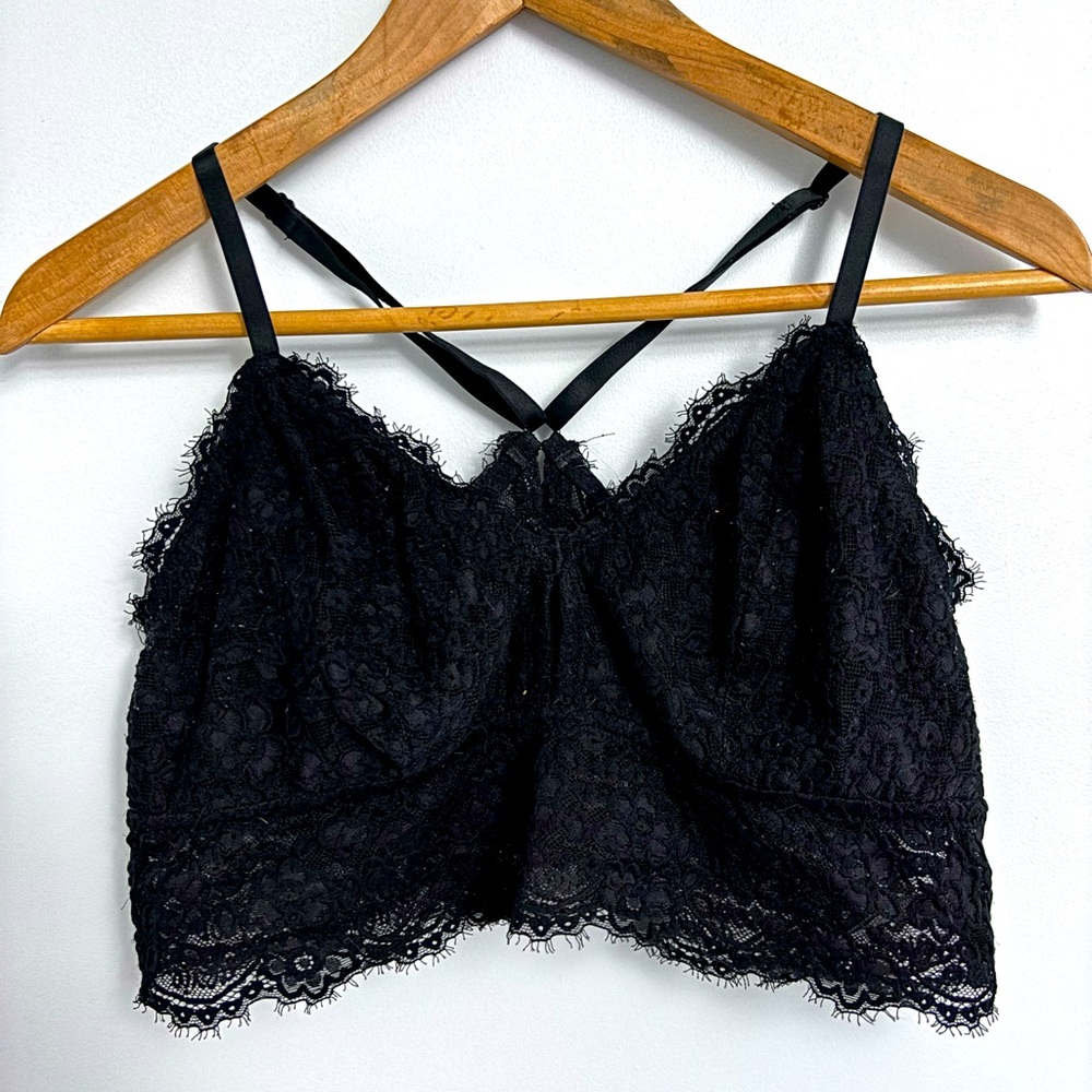 Aerie black eyelash lace racerback bralette, size large